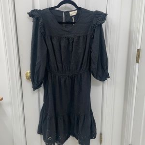 Black flattering dress!